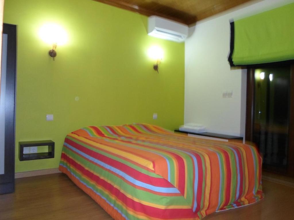 Pedras Lavradas Teixeira de Baixo Cameră foto