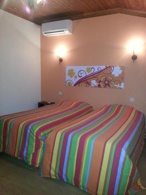 Pedras Lavradas Teixeira de Baixo Cameră foto